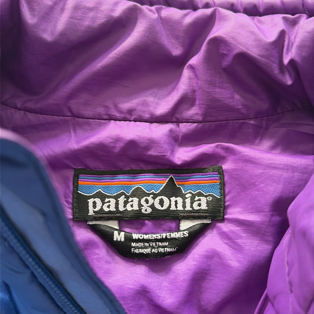 Women's Patagonia puffer jacket.  Good used condition. - Picture 2 of 4